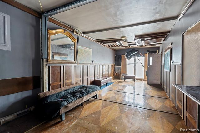 13419 Fenkell Street, Detroit, MI 48227