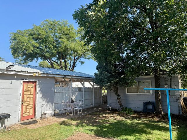 2214 40th Street, Lubbock, TX 79412