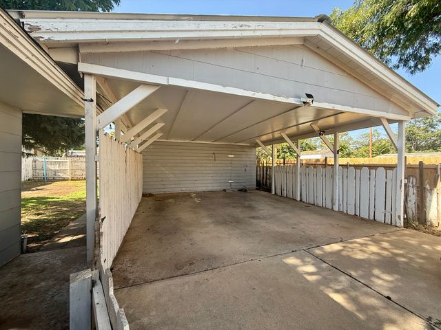 2214 40th Street, Lubbock, TX 79412