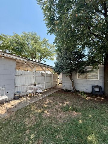 2214 40th Street, Lubbock, TX 79412