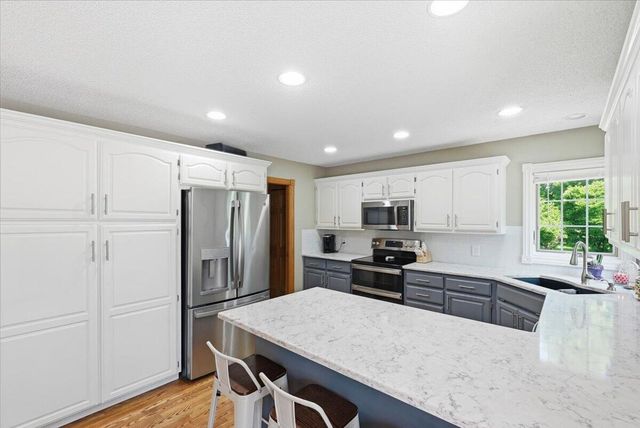 24397 RICHFIELD Loop, Council Bluffs, IA 51503