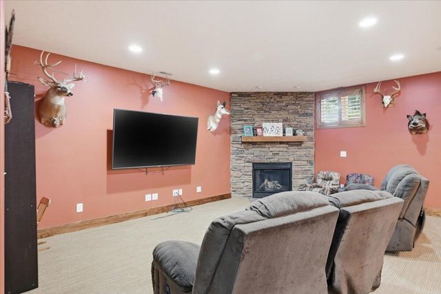 24397 RICHFIELD Loop, Council Bluffs, IA 51503