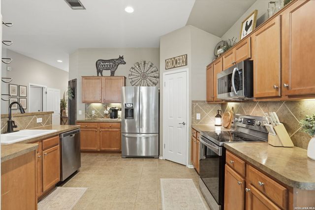 609 Silo Street, Schertz, TX 78154