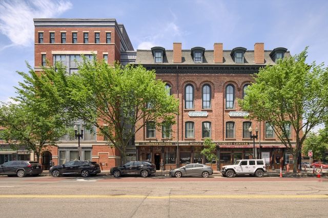 1721 Washington St 201, Boston, MA 02118