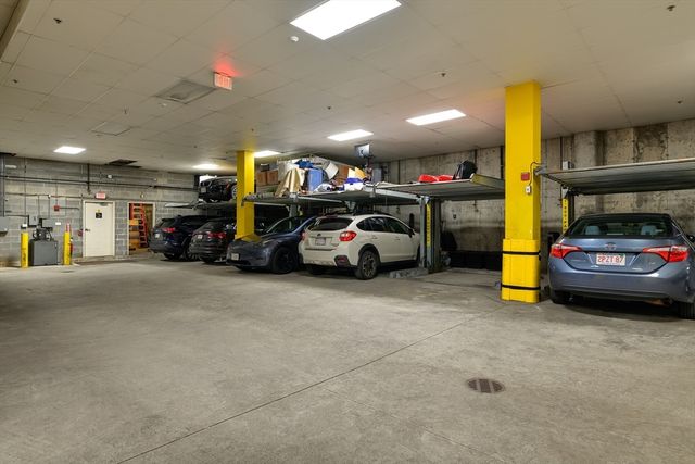 1721 Washington St 201, Boston, MA 02118