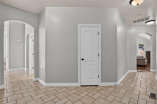17021 Holly Burn Circle, Edmond, OK 73012