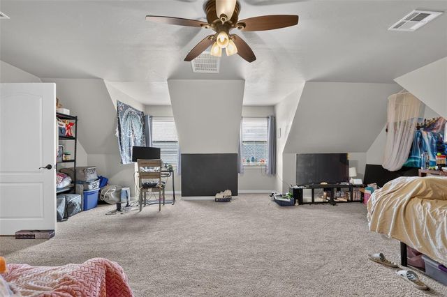 17021 Holly Burn Circle, Edmond, OK 73012