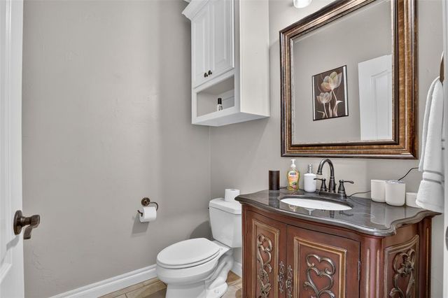 17021 Holly Burn Circle, Edmond, OK 73012