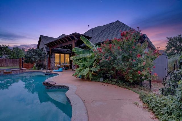 17021 Holly Burn Circle, Edmond, OK 73012