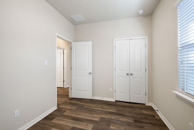 4614 Esper LN 339, Austin, TX 78725