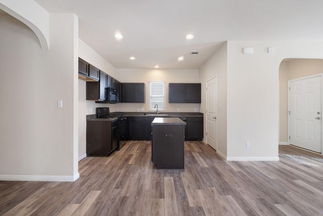 4614 Esper LN 339, Austin, TX 78725