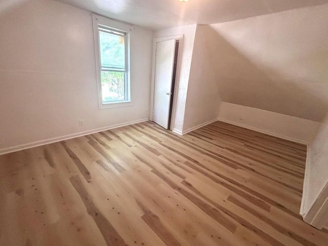 2843 N 10th STREET, Milwaukee, WI 53206