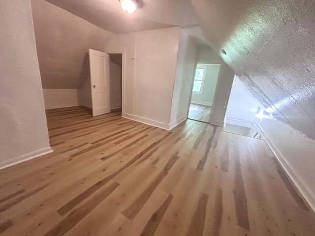 2843 N 10th STREET, Milwaukee, WI 53206