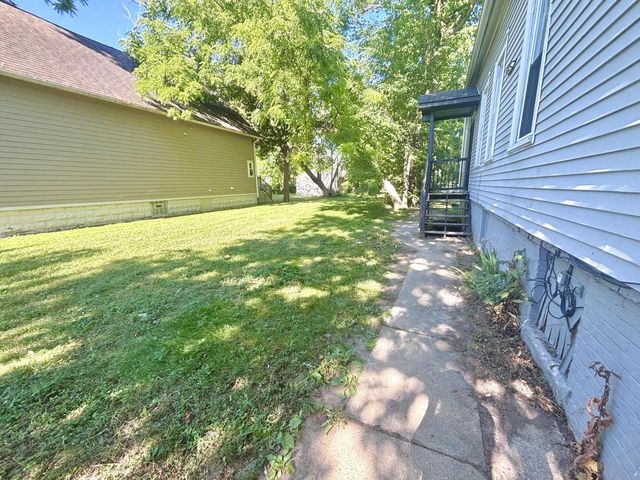 2843 N 10th STREET, Milwaukee, WI 53206