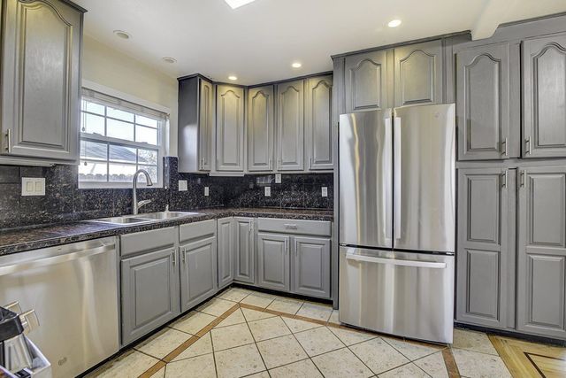 707 Newbury Ave, Antioch, CA 94509