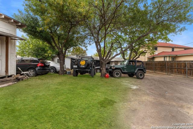 3250 Bob Billa, San Antonio, TX 78223