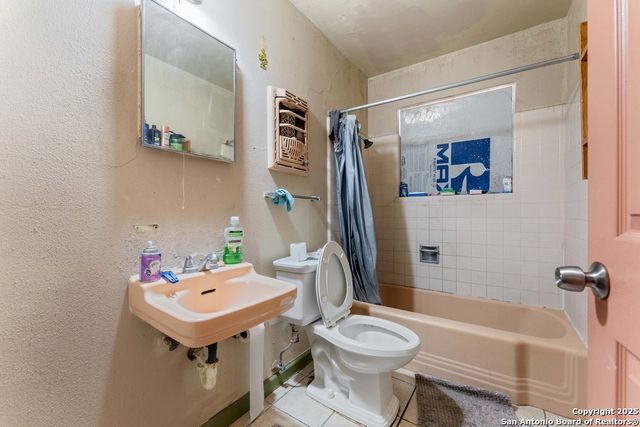 3250 Bob Billa, San Antonio, TX 78223