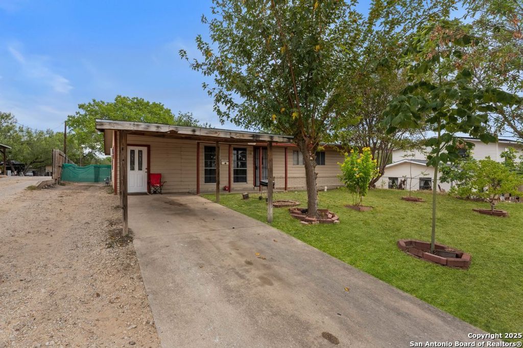 3250 Bob Billa, San Antonio, TX 78223
