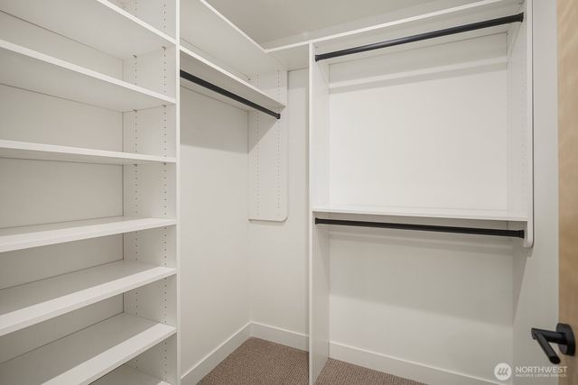 1810 E Mercer Street, Seattle, WA 98112