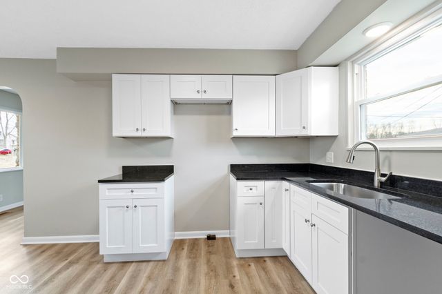 305 Bixler Road, Indianapolis, IN 46227