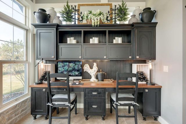 N39W23612 Grey Fox COURT, Pewaukee, WI 53072