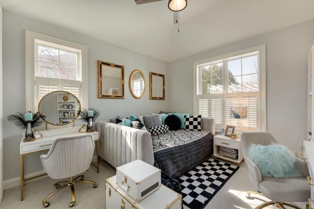 N39W23612 Grey Fox COURT, Pewaukee, WI 53072