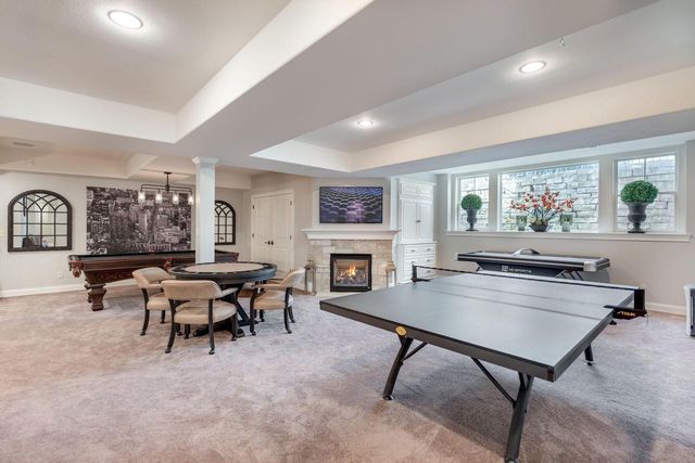 N39W23612 Grey Fox COURT, Pewaukee, WI 53072