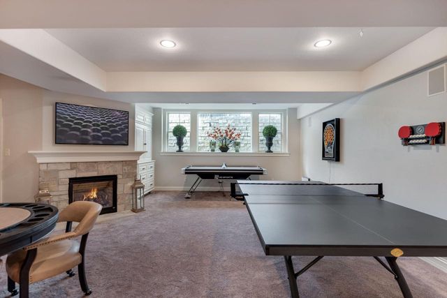 N39W23612 Grey Fox COURT, Pewaukee, WI 53072