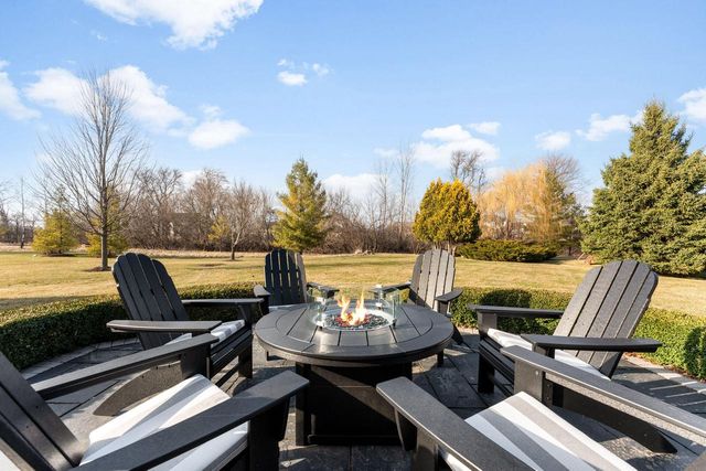 N39W23612 Grey Fox COURT, Pewaukee, WI 53072