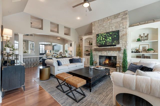 N39W23612 Grey Fox COURT, Pewaukee, WI 53072