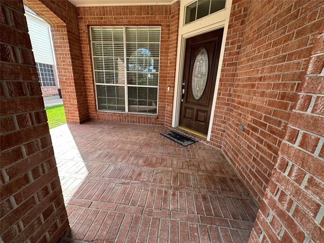 16207 Waiting Spring Circle, Houston, TX 77095