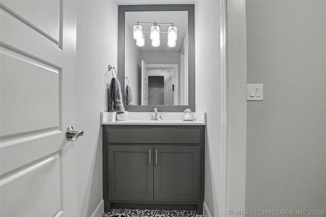 1954 E 173rd Street S, Mounds, OK 74047