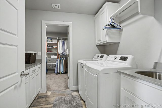 1954 E 173rd Street S, Mounds, OK 74047