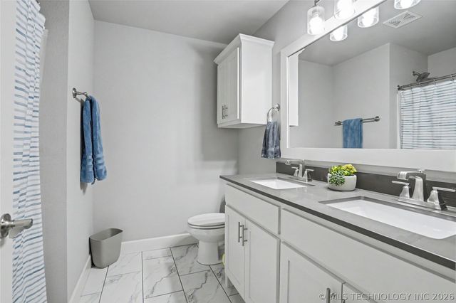 1954 E 173rd Street S, Mounds, OK 74047