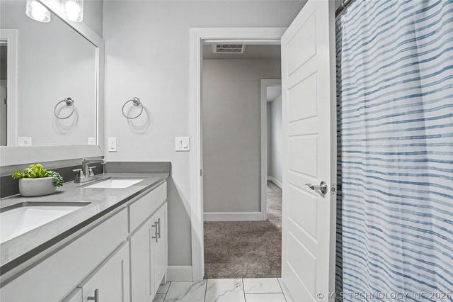 1954 E 173rd Street S, Mounds, OK 74047