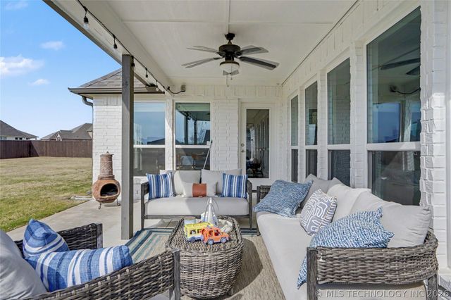 1954 E 173rd Street S, Mounds, OK 74047