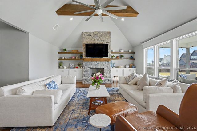 1954 E 173rd Street S, Mounds, OK 74047