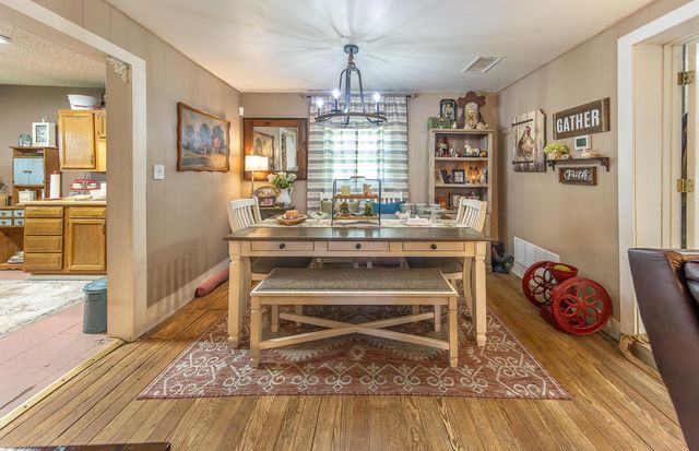 450 S 12th Street, Slaton, TX 79364