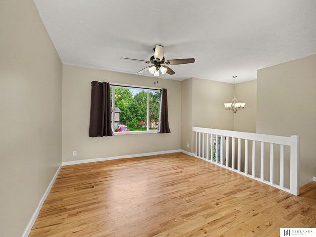 12711 Larimore Avenue, Omaha, NE 68164