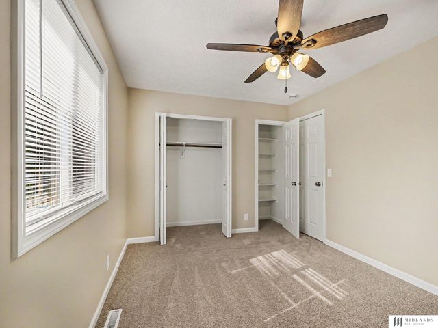12711 Larimore Avenue, Omaha, NE 68164