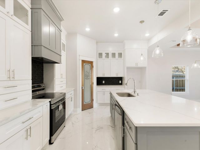 3532 Frazier Court, Fort Worth, TX 76040