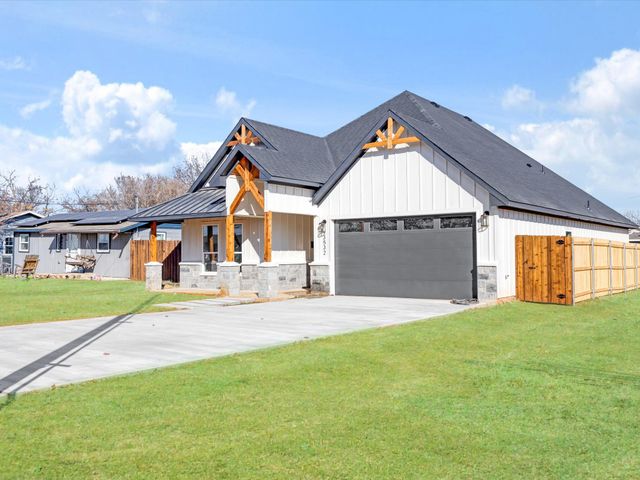 3532 Frazier Court, Fort Worth, TX 76040