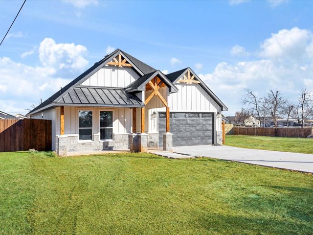 3532 Frazier Court, Fort Worth, TX 76040