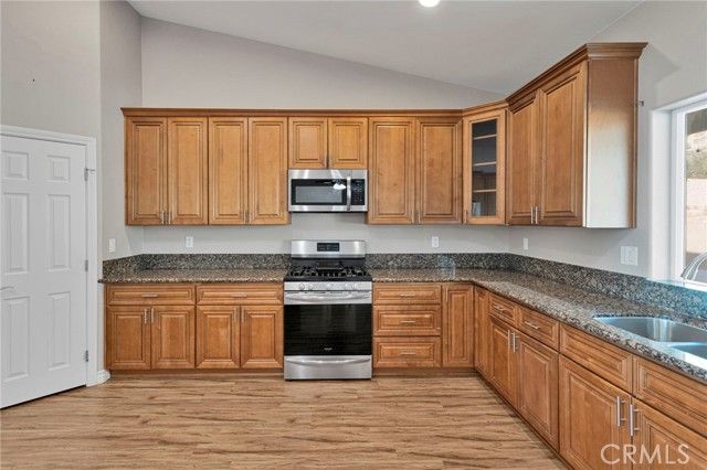 15831 Rimrock Road, Apple Valley, CA 92307