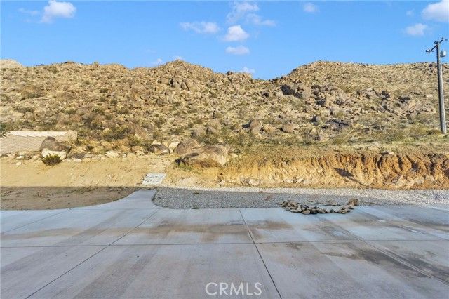 15831 Rimrock Road, Apple Valley, CA 92307