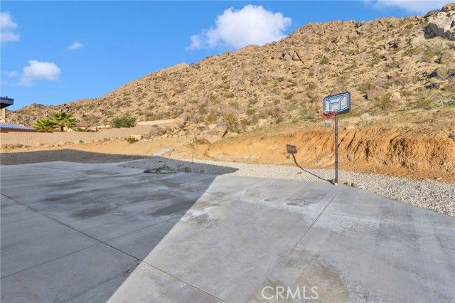 15831 Rimrock Road, Apple Valley, CA 92307