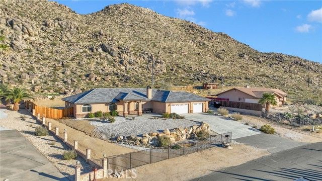 15831 Rimrock Road, Apple Valley, CA 92307