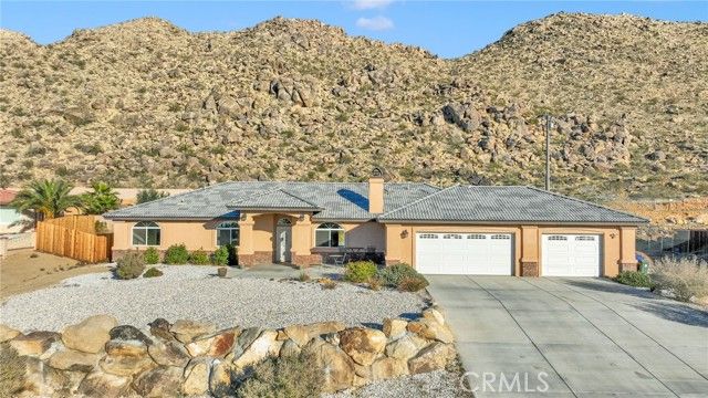 15831 Rimrock Road, Apple Valley, CA 92307