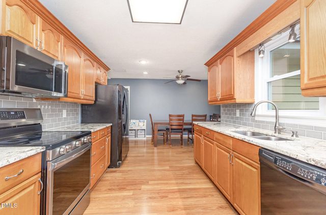 1004 Stoneybrook Drive, Sanford, NC 27330