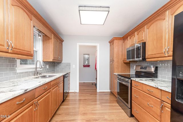 1004 Stoneybrook Drive, Sanford, NC 27330